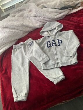 GAP Light Gray Kids Sweatpants & Zip Hoodie Set with Navy Logo